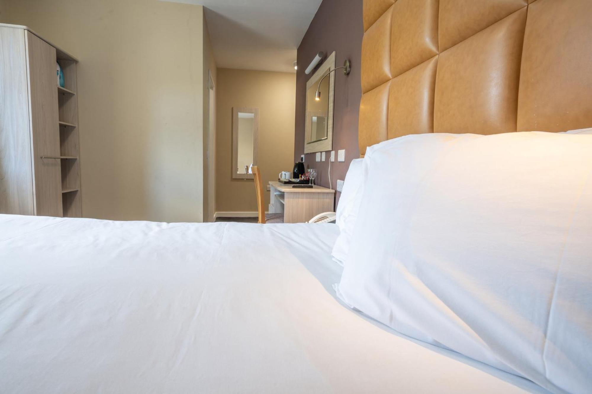 Skipton Hotel - Formerly Known As Hotel Rendezvous-Skipton Extérieur photo